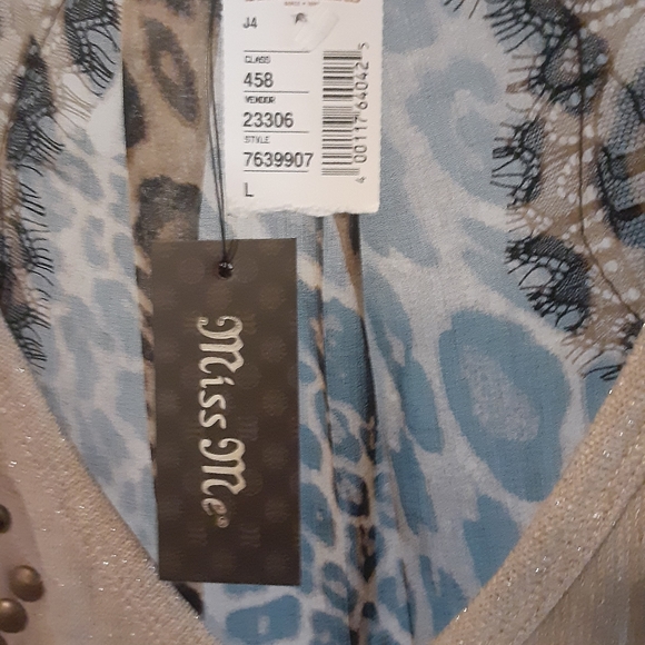 *NWT* Miss Me sleeveless Top L - Picture 3 of 3